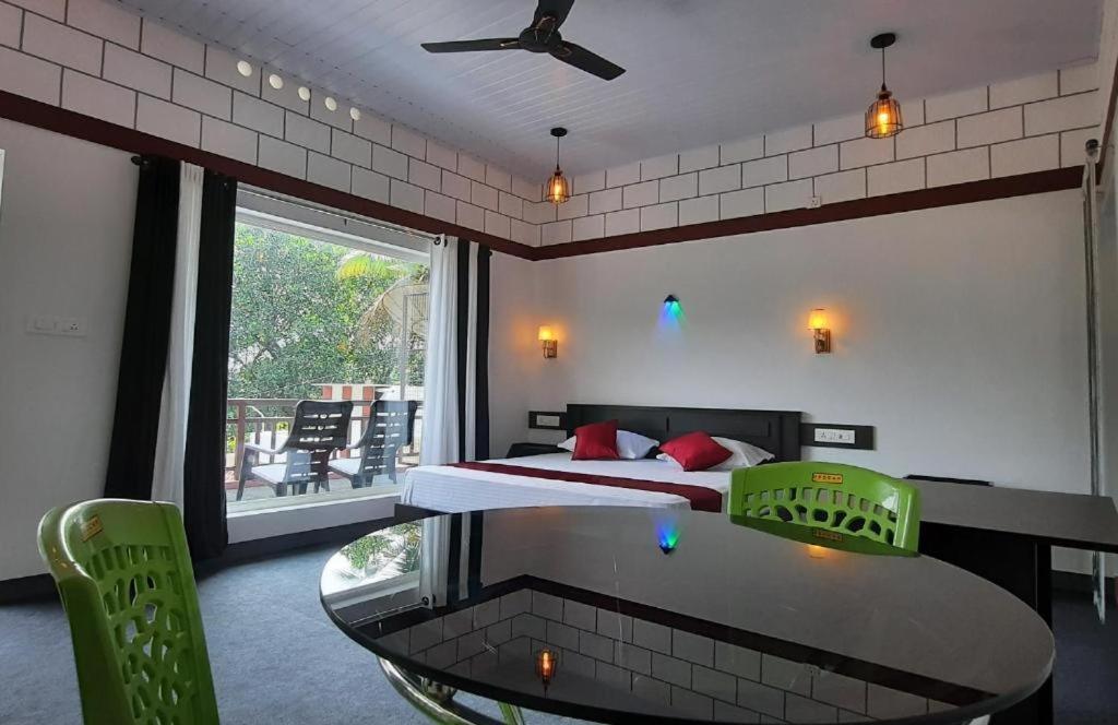 Linn View Home Stay Munnar Eksteriør billede