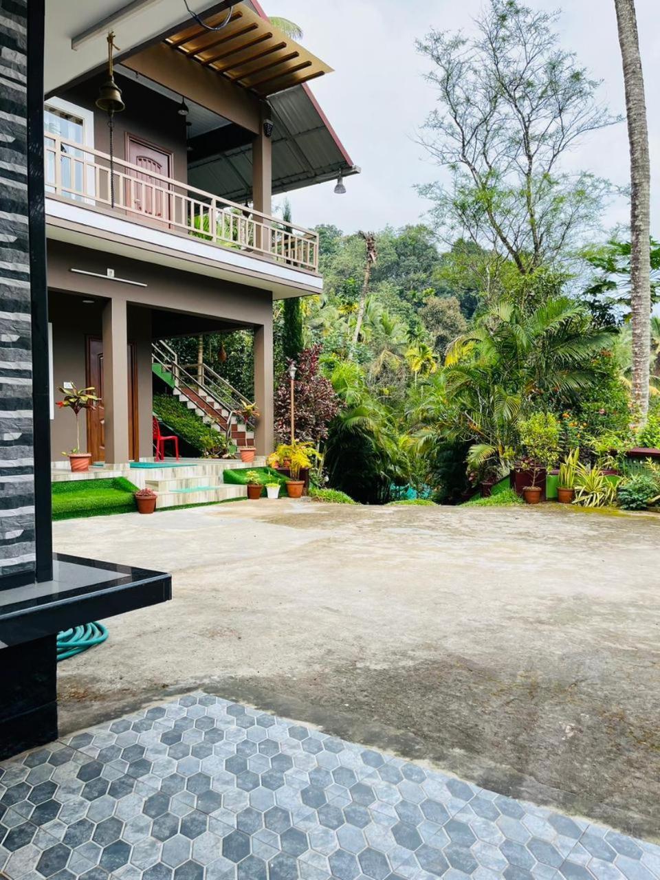 Linn View Home Stay Munnar Eksteriør billede