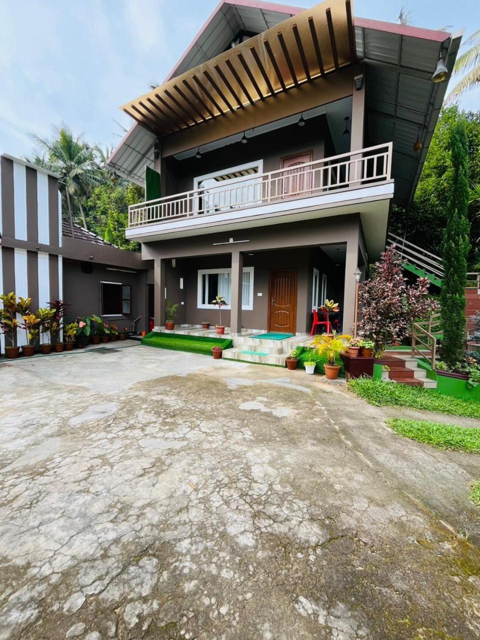Linn View Home Stay Munnar Eksteriør billede