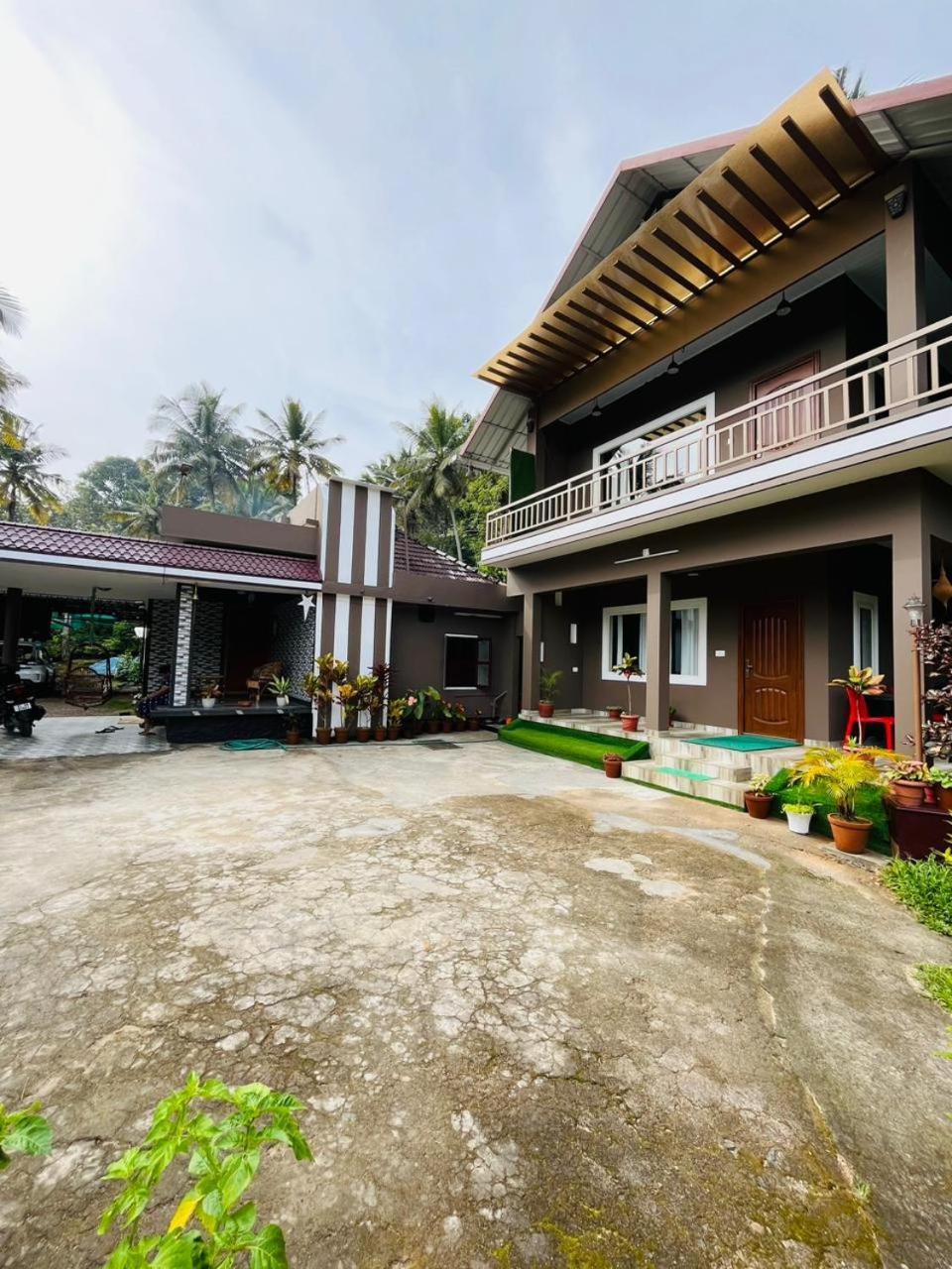 Linn View Home Stay Munnar Eksteriør billede