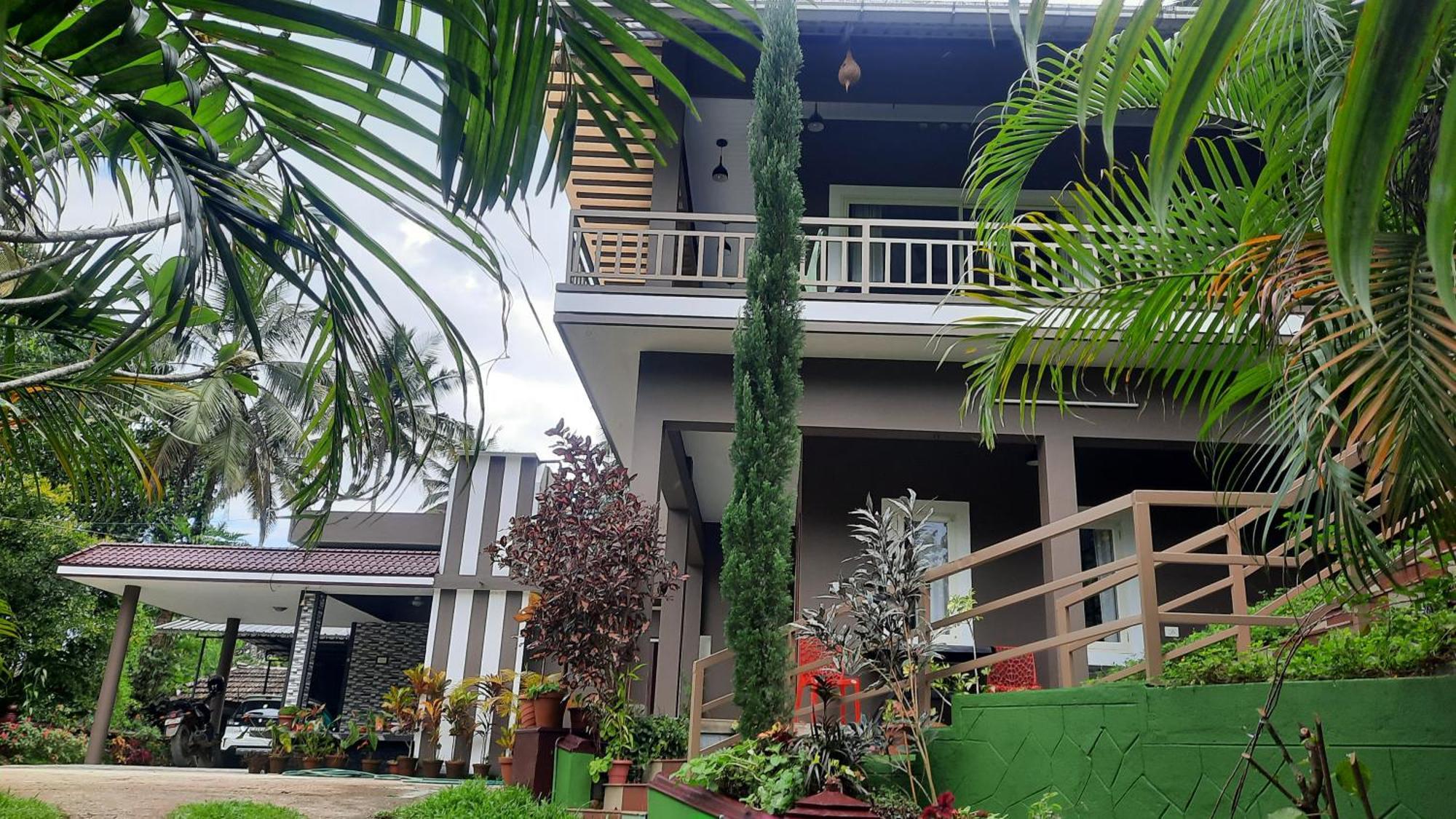 Linn View Home Stay Munnar Værelse billede